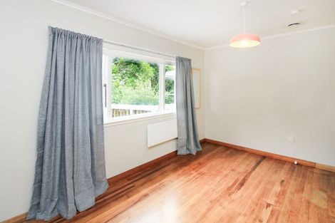 Photo of property in 13 Aplin Terrace, Ngaio, Wellington, 6035