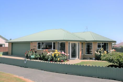 Photo of property in 118 Argyle Street, Mosgiel, 9024