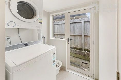 Photo of property in 5 Aspatria Place, Northpark, Auckland, 2013