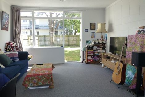 Photo of property in 11h Britannia Street, Petone, Lower Hutt, 5012