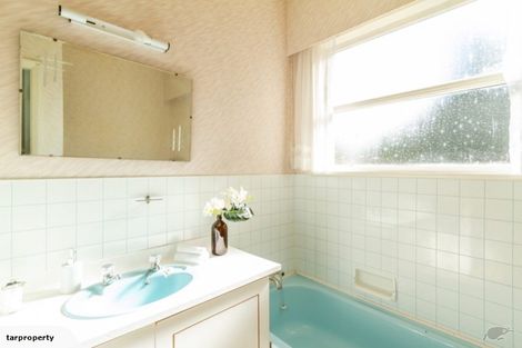 Photo of property in 59 Kamahi Street, Stokes Valley, Lower Hutt, 5019