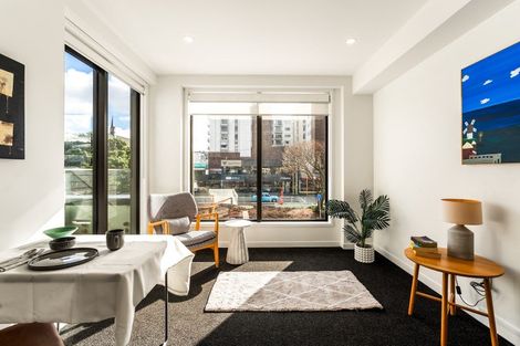 Photo of property in Alpha Apartments, 204/4 Elizabeth Street, Mount Victoria, Wellington, 6011