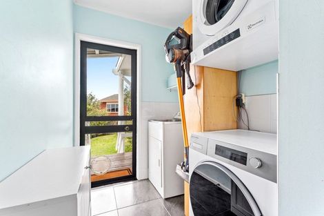 Photo of property in 32 Castaway Place, Gulf Harbour, Whangaparaoa, 0930