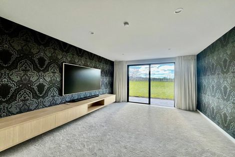 Photo of property in 49 Three Oaks Drive, Dairy Flat, 0794