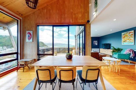 Photo of property in 4 Milne Terrace, Island Bay, Wellington, 6023