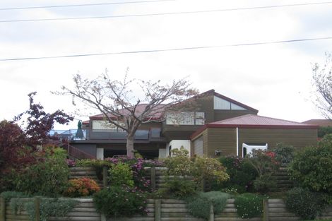 Photo of property in 98 Acacia Bay Road, Nukuhau, Taupo, 3330