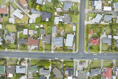 Photo of property in 14 Clayton Road, Manurewa, Auckland, 2102
