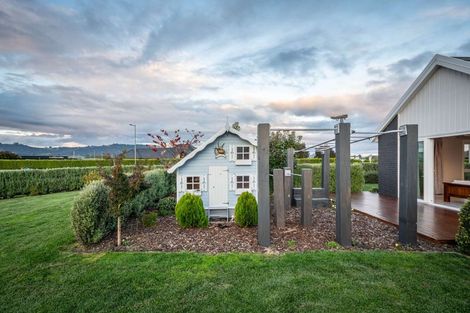 Photo of property in 1 Moemoea Place, Cambridge, 3434