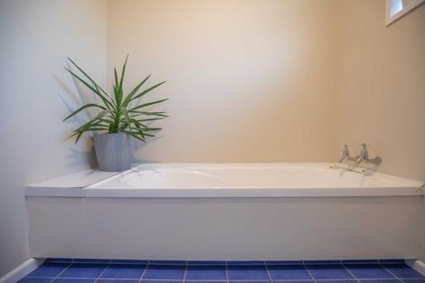 Photo of property in 11 Gleniti Road, Gleniti, Timaru, 7910