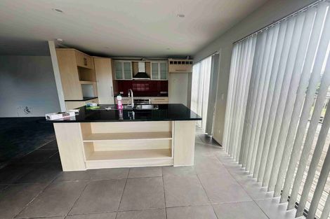 Photo of property in 3 Scott Road, Stanmore Bay, Whangaparaoa, 0932