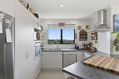 Photo of property in 49 Orion Drive, Welcome Bay, Tauranga, 3112