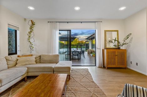 Photo of property in 120 Pohutukawa Parade, Riverhead, 0820