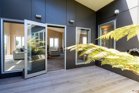 Photo of property in 14 Highgrove, Saint Clair, Dunedin, 9012