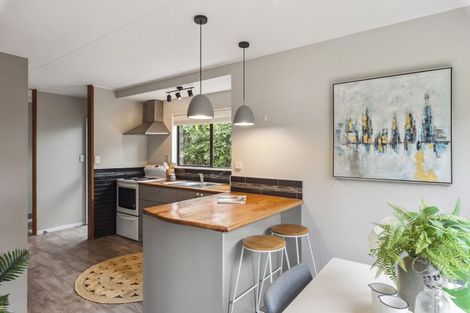 Photo of property in 6 Jane Street, Waikanae Beach, Waikanae, 5036