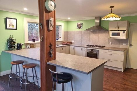 Photo of property in 1 Cossens Street, Balclutha, 9230