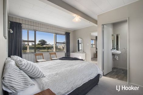 Photo of property in 287 Seaforth Road, Waihi Beach, 3611