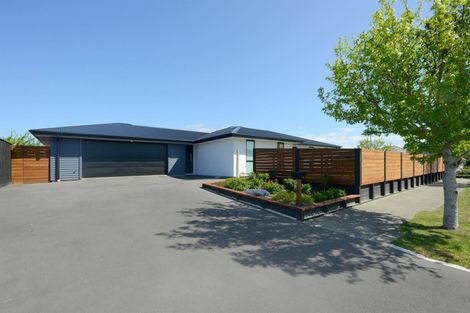 Photo of property in 9 Seaward Street, Pegasus, 7612