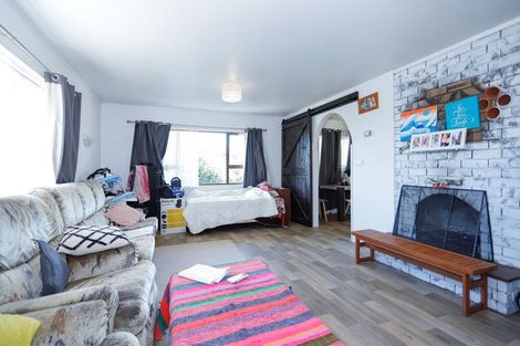 Photo of property in 44 Lee Street, Te Puke, 3119