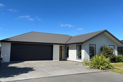 Photo of property in 39 Andesite Drive, Rolleston, 7614