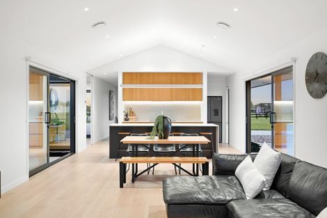 Photo of property in 75 Orchardist Way, Ngahinapouri, Ohaupo, 3882