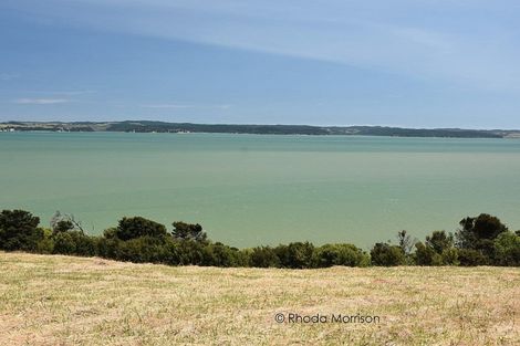 Photo of property in 24 Te Wairoa Lane, Tinopai, 0593