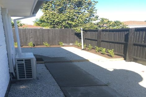 Photo of property in 2/7b Camrose Place, Ilam, Christchurch, 8041