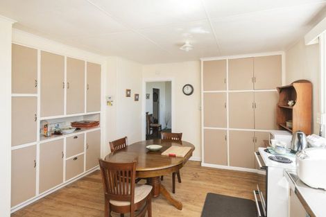 Photo of property in 5114 Te Araroa Road, Hicks Bay, Tikitiki, 4087
