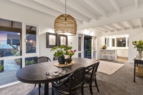 Photo of property in 3b Shiloh Way, Greenhithe, Auckland, 0632