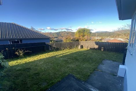 Photo of property in 4 Lees Grove, Wainuiomata, Lower Hutt, 5014