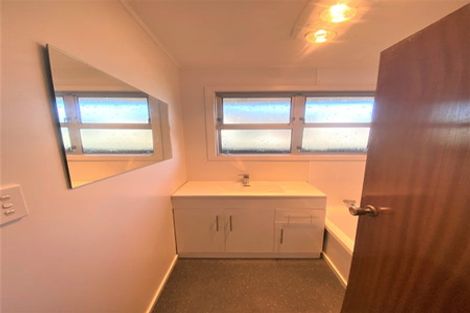 Photo of property in 2/26 Gladson Avenue, Sockburn, Christchurch, 8042