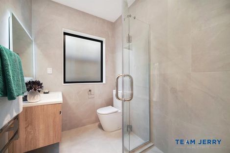 Photo of property in 30 Paihere Street, Huapai, Kumeu, 0810