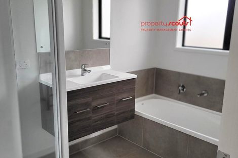 Photo of property in 5 Kapiakauri Road, One Tree Point, 0118