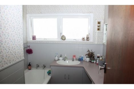 Photo of property in 11 Te Puia Street, Te Kamo, Whangarei, 0112