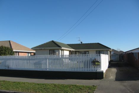 Photo of property in 87 Wattle Drive, New Brighton, Christchurch, 8083