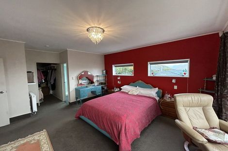 Photo of property in 49 Kakariki Grove, Waikanae, 5036