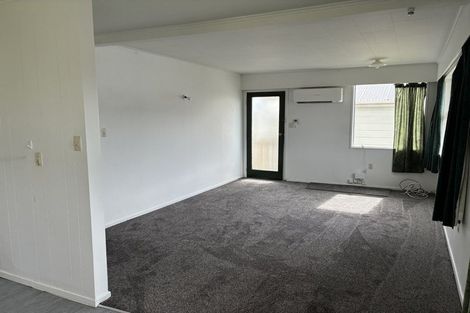 Photo of property in 27 Rhine Street, Island Bay, Wellington, 6023