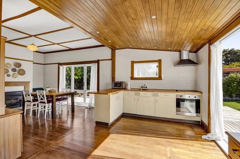 Photo of property in 63 King Street, Opunake, 4616