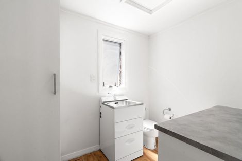 Photo of property in 380 Bay View Road, Saint Clair, Dunedin, 9012