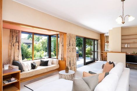 Photo of property in 3 Kopanga Road, Havelock North, 4130