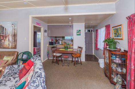 Photo of property in 36 Muapoko Street, Himatangi Beach, Foxton, 4891