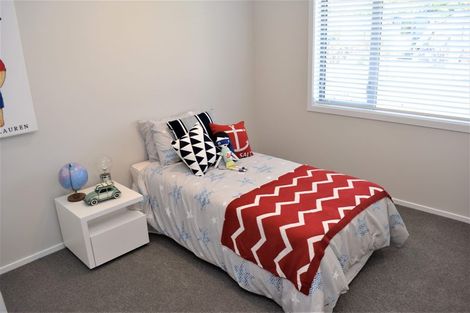 Photo of property in 11 Waipunahau Road, Waikanae, 5036