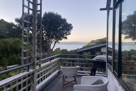 Photo of property in 14 Marama Terrace, Eastbourne, Lower Hutt, 5013