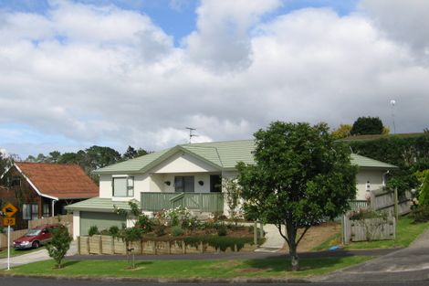 Photo of property in 1a Lewis Street, Blockhouse Bay, Auckland, 0600