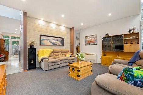 Photo of property in 36 Hills Road, Edgeware, Christchurch, 8013