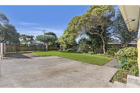 Photo of property in 1 Bardia Road, Panmure, Auckland, 1072