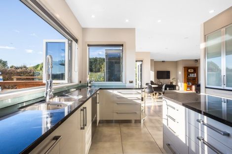 Photo of property in 75b Paremata Haywards Road, Pauatahanui, Porirua, 5381