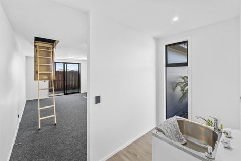Photo of property in 4 Louden Place, Wakefield, 7025