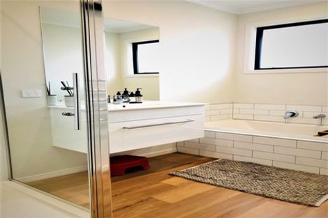 Photo of property in 25 Stowell Drive, Cromwell, 9310