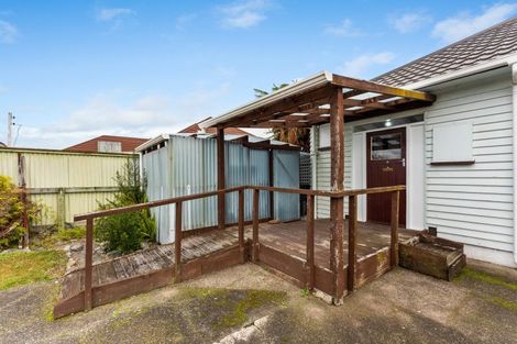 Photo of property in 26 George Street, Levin, 5510