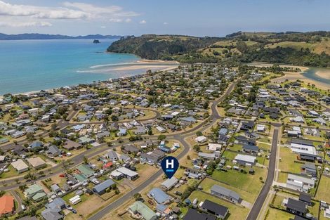 Photo of property in 11 Hawk Hill Crescent, Cooks Beach, Whitianga, 3591